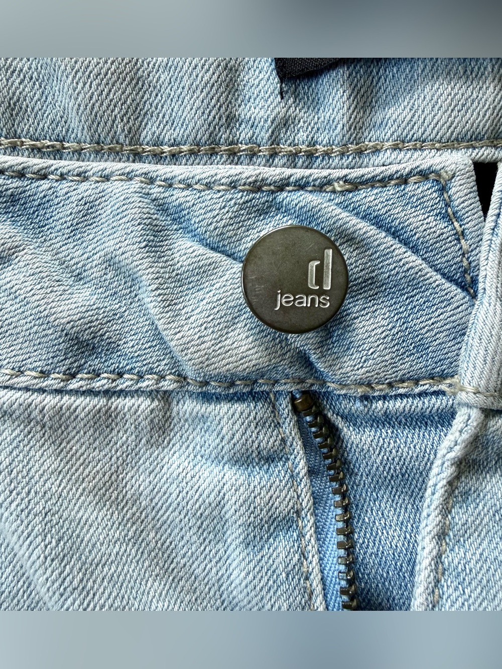d.jeans 30” Waist Mid Rise Size 6 Light Denim Wash Straight Leg Jeans - Picture 5 of 11
